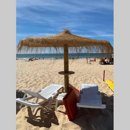 Moradia Nova, Praia De - Algarve *